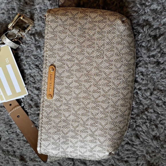NWT Michael Kors Belt Bag - Picture 2 of 9